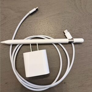 Apple Pencil USB-C + Charger